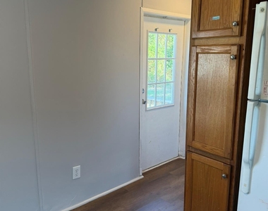 30841 Clyde Lane - Photo Thumbnail 2
