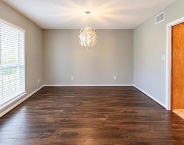 6443 Lawndale Street - Photo Thumbnail 14