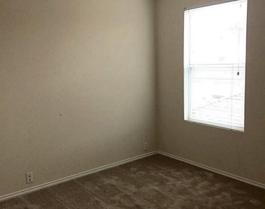 23826 Single Oak Street - Photo Thumbnail 19