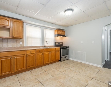 169 Woodside - Photo Thumbnail 8