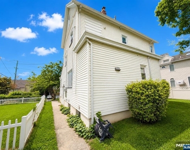 622 Hackensack - Photo Thumbnail 17