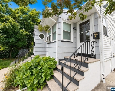 622 Hackensack - Photo Thumbnail 11
