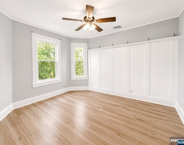 622 Hackensack - Photo Thumbnail 4