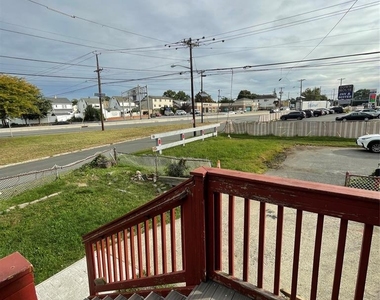 77 Miles - Photo Thumbnail 5