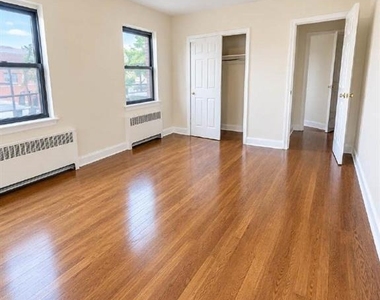 295 Essex - Photo Thumbnail 4