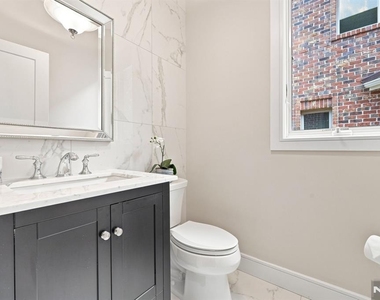 227 Lafayette - Photo Thumbnail 6