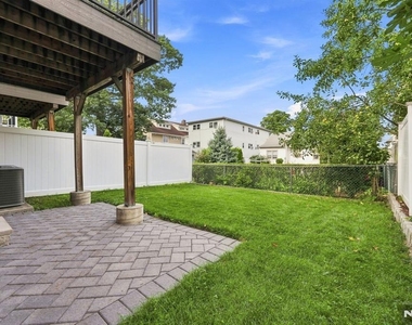 227 Lafayette - Photo Thumbnail 31