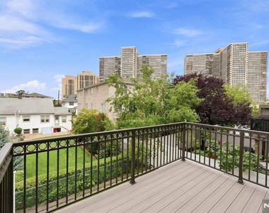227 Lafayette - Photo Thumbnail 11