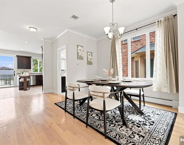 227 Lafayette - Photo Thumbnail 5