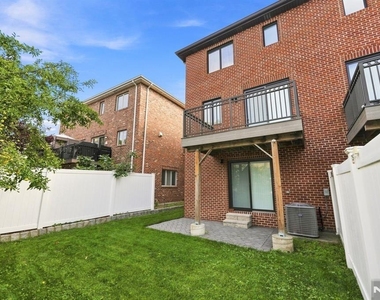 227 Lafayette - Photo Thumbnail 32