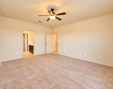 10111 Tallcrest Lane - Photo Thumbnail 6