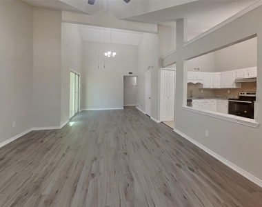 10115 Prospect Hill Drive - Photo Thumbnail 2