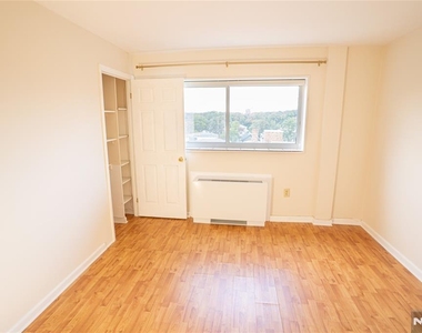 2180 Center - Photo Thumbnail 14