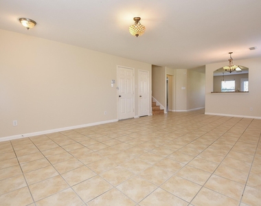 23527 Maple View Drive - Photo Thumbnail 2