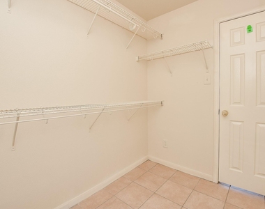 23527 Maple View Drive - Photo Thumbnail 10