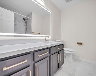 3906 Inglewood Circle - Photo Thumbnail 18
