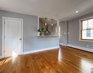 101 Carlton - Photo Thumbnail 4