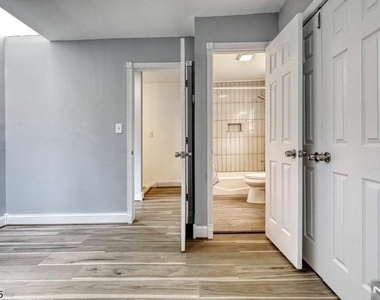 101 Carlton - Photo Thumbnail 15