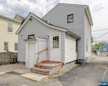 101 Carlton - Photo Thumbnail 22