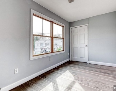 101 Carlton - Photo Thumbnail 20