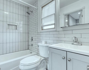101 Carlton - Photo Thumbnail 19