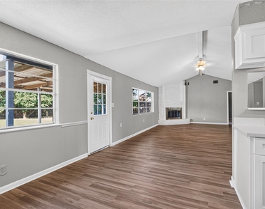 15911 Dunman Lane - Photo Thumbnail 16