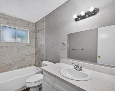 15911 Dunman Lane - Photo Thumbnail 19