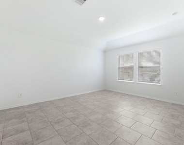 7530 Cynomys Court - Photo Thumbnail 12