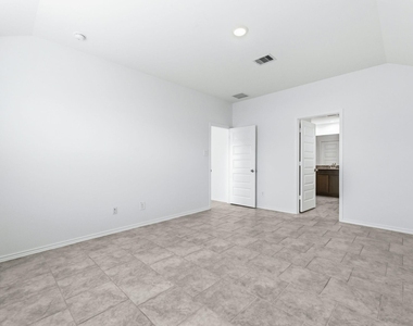 7530 Cynomys Court - Photo Thumbnail 13
