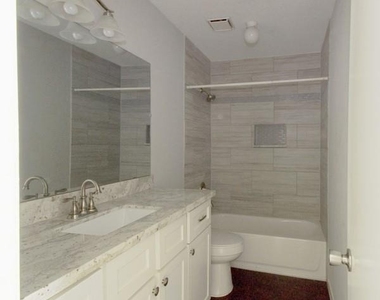 5107 Rivertree Lane - Photo Thumbnail 11