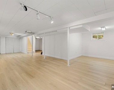 32 Beechwood - Photo Thumbnail 16