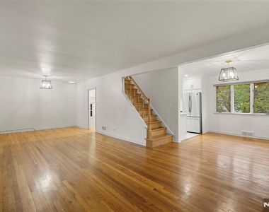 32 Beechwood - Photo Thumbnail 4