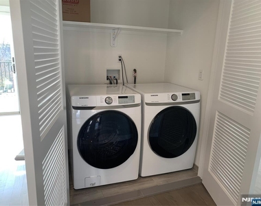56 W Ruby - Photo Thumbnail 29