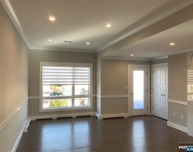 56 W Ruby - Photo Thumbnail 13