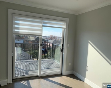 56 W Ruby - Photo Thumbnail 26