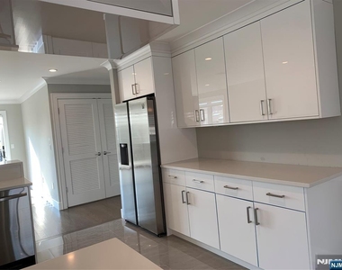 56 W Ruby - Photo Thumbnail 34