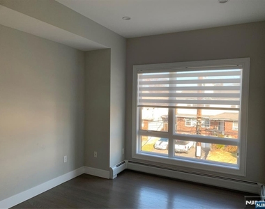 56 W Ruby - Photo Thumbnail 22