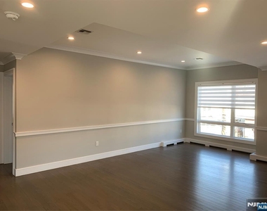 56 W Ruby - Photo Thumbnail 35