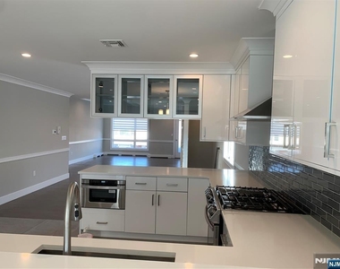 56 W Ruby - Photo Thumbnail 28