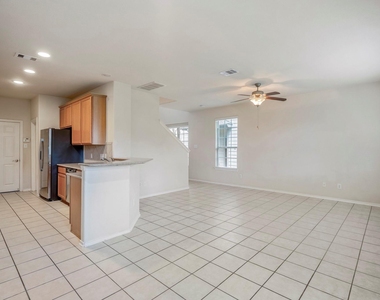 6419 Calgary Woods Lane - Photo Thumbnail 13