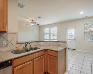6419 Calgary Woods Lane - Photo Thumbnail 17