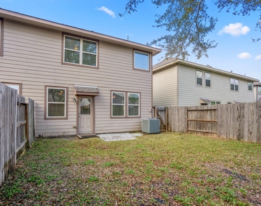 6419 Calgary Woods Lane - Photo Thumbnail 41