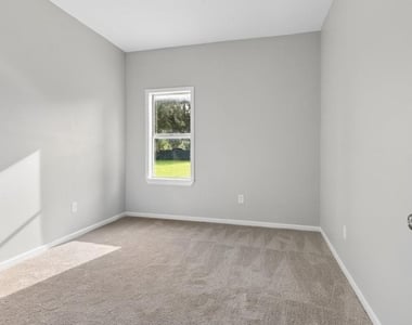 638 Kelly Lane - Photo Thumbnail 18