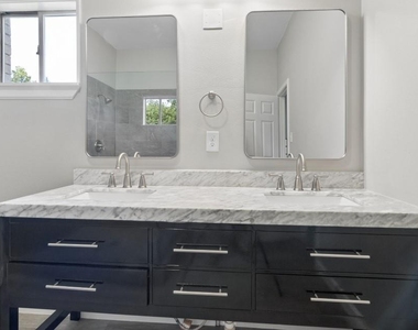 638 Kelly Lane - Photo Thumbnail 15