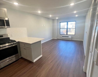 48 Spruce - Photo Thumbnail 2
