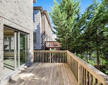 64 W Harwood - Photo Thumbnail 33