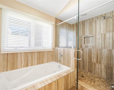 64 W Harwood - Photo Thumbnail 29