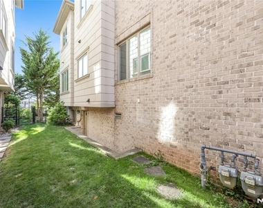 64 W Harwood - Photo Thumbnail 31