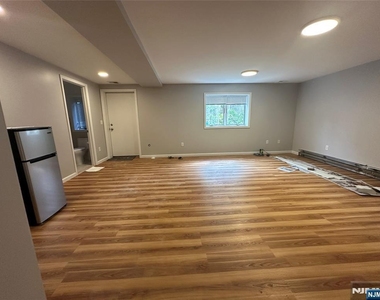 18 E Washington - Photo Thumbnail 25