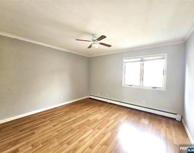 39 Norman - Photo Thumbnail 14